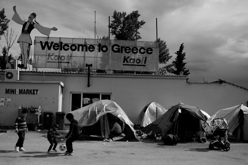 Greece Refugee Crisis by Gili Yaari. Special Interview by Omri Shomer.