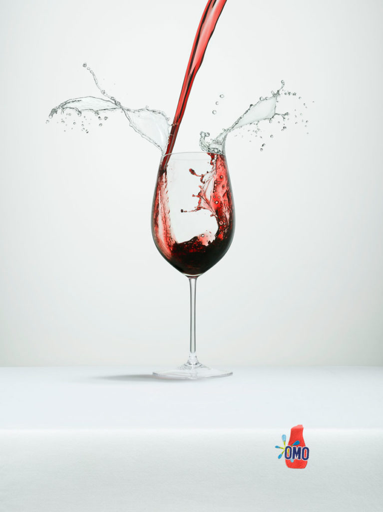 OMO-Red-Wine_© Jonathan Knowles 2011