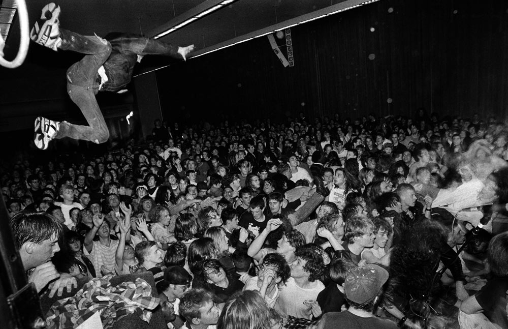 Nirvana, UW HUB Ballroom, 1/6/90
Copyrights to Charles Peterson © 
All rights reserved.