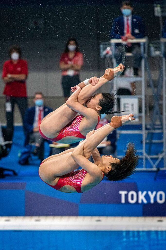 Chinese divers She Tingmao and Wang Han
are on their way to a gold medal at the Tokyo
Olympics in the women's synchronized 3-meter
springboard on July 25, 2021.
Mark Edward Harris © All rights reserved.