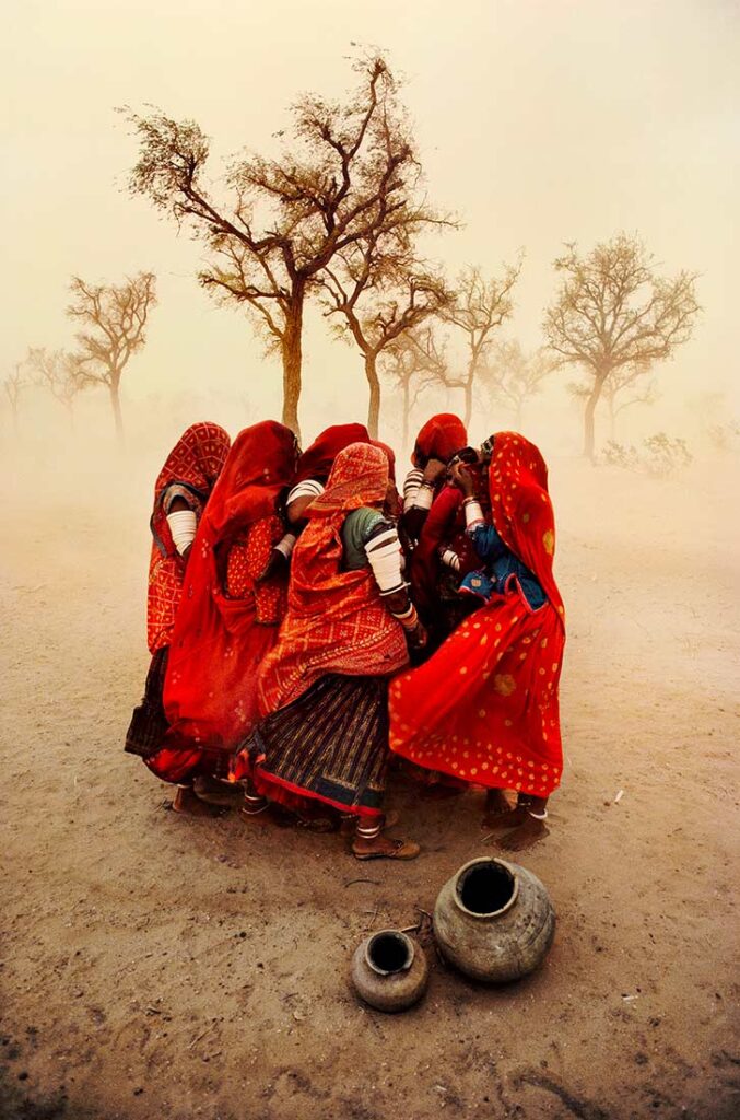 Dust Storm, Rajasthan, India, 1983.
Fuji Crystal Archive Print
Steve McCurry © All rights reserved. 
