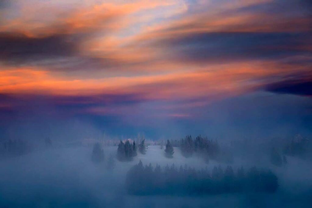 West Yellowstone misty sunrise.
© All rights reserved. 
