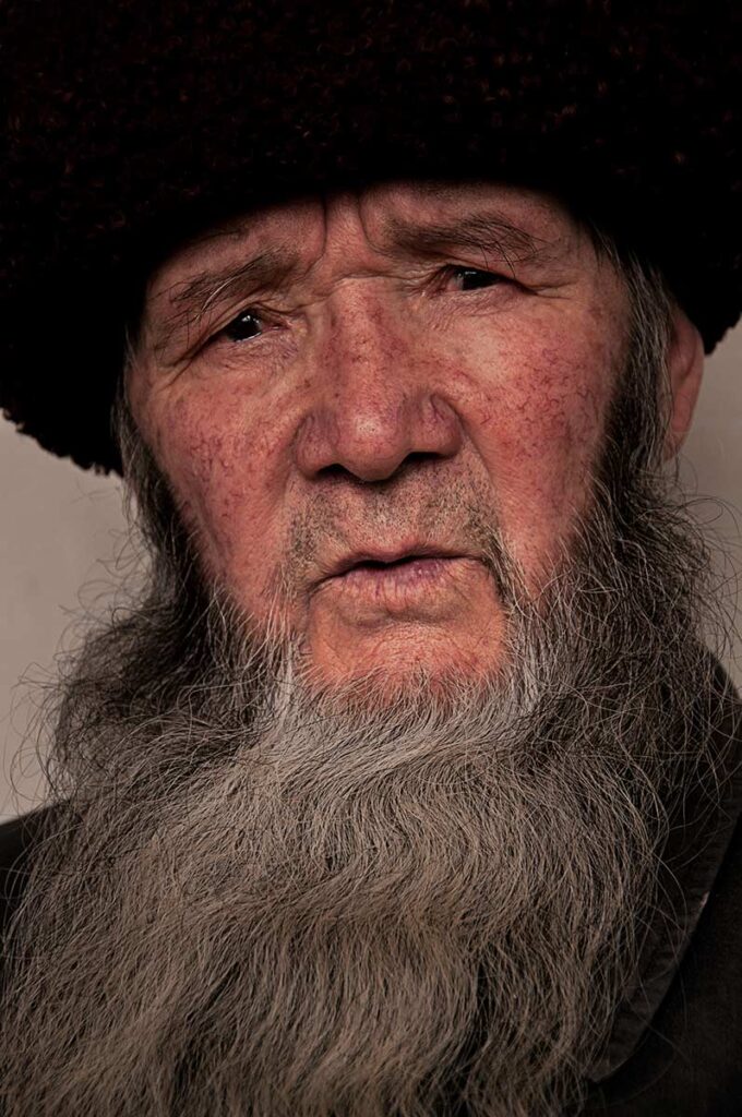 Kazakh Shaman: The spirit of Kashgar
Doctor Ghopor is a shaman who practices his medicine in Kashgar. He is originally from Kazakhstan and can speak both Uyghur and Kazakh. He is a healthy, vibrant  95-year-old who boasts of having had ten wives. He lives with his current wife, who is in her 40s, and their 5-year-old daughter.